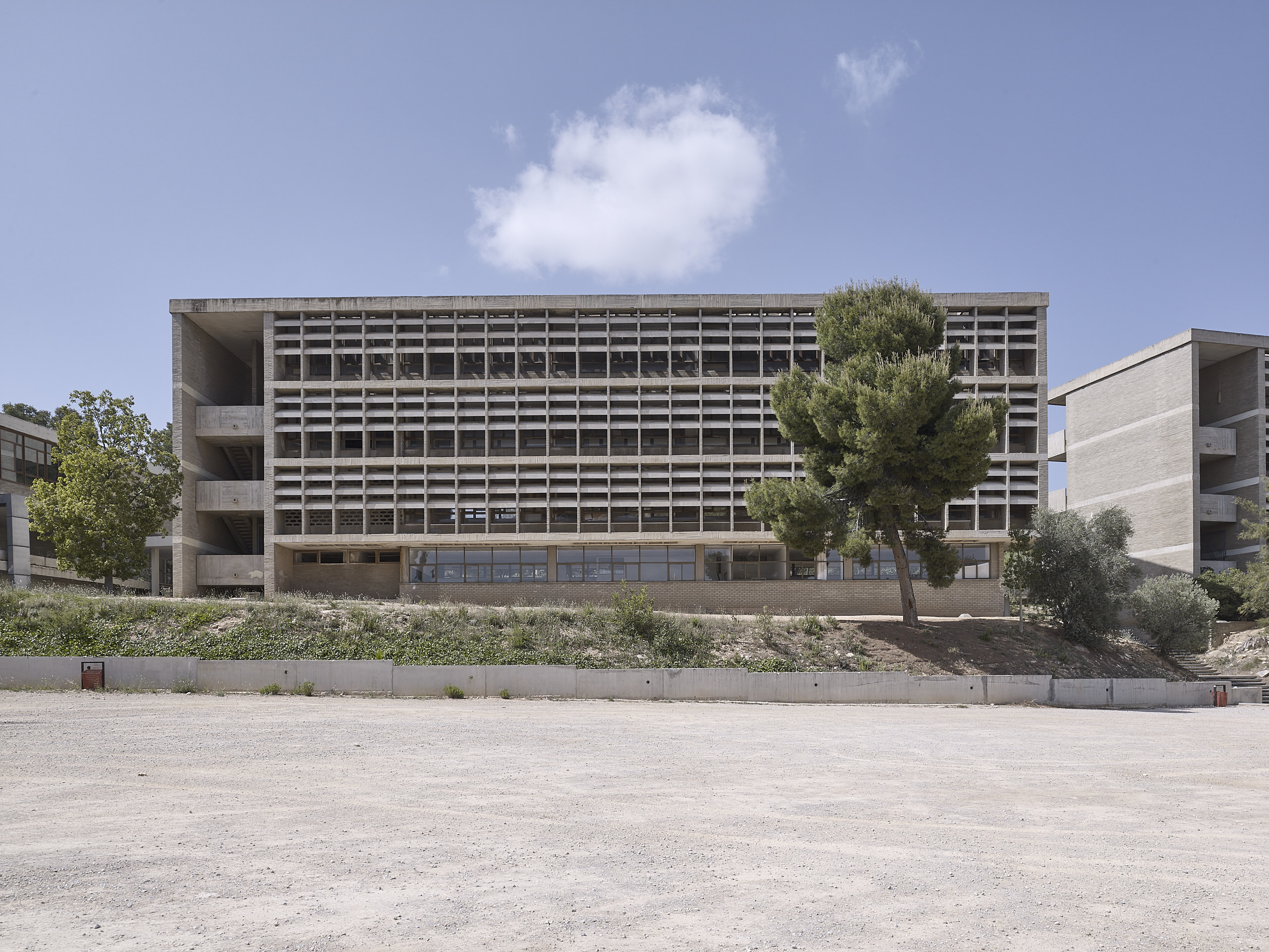 Universidad Laboral Cheste